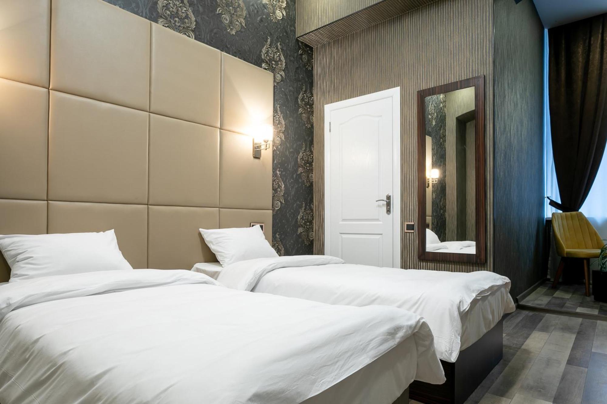 Garden Inn Nizami Hotel Баку Екстериор снимка