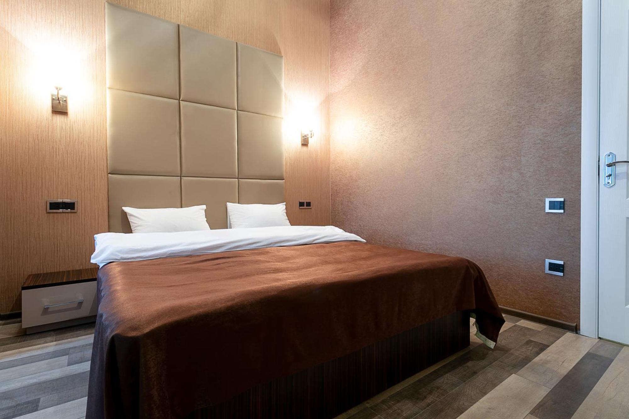 Garden Inn Nizami Hotel Баку Екстериор снимка