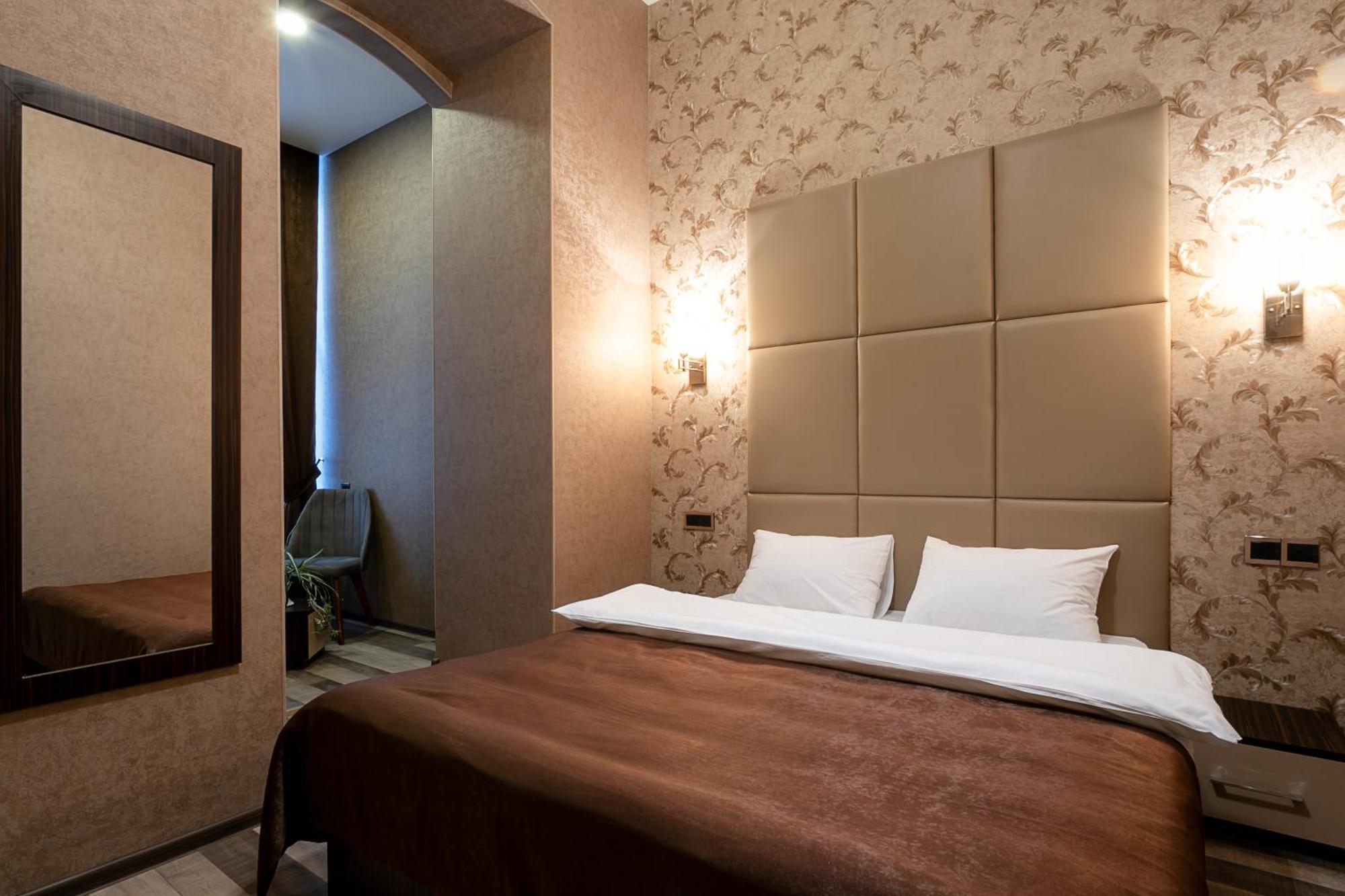 Garden Inn Nizami Hotel Баку Екстериор снимка