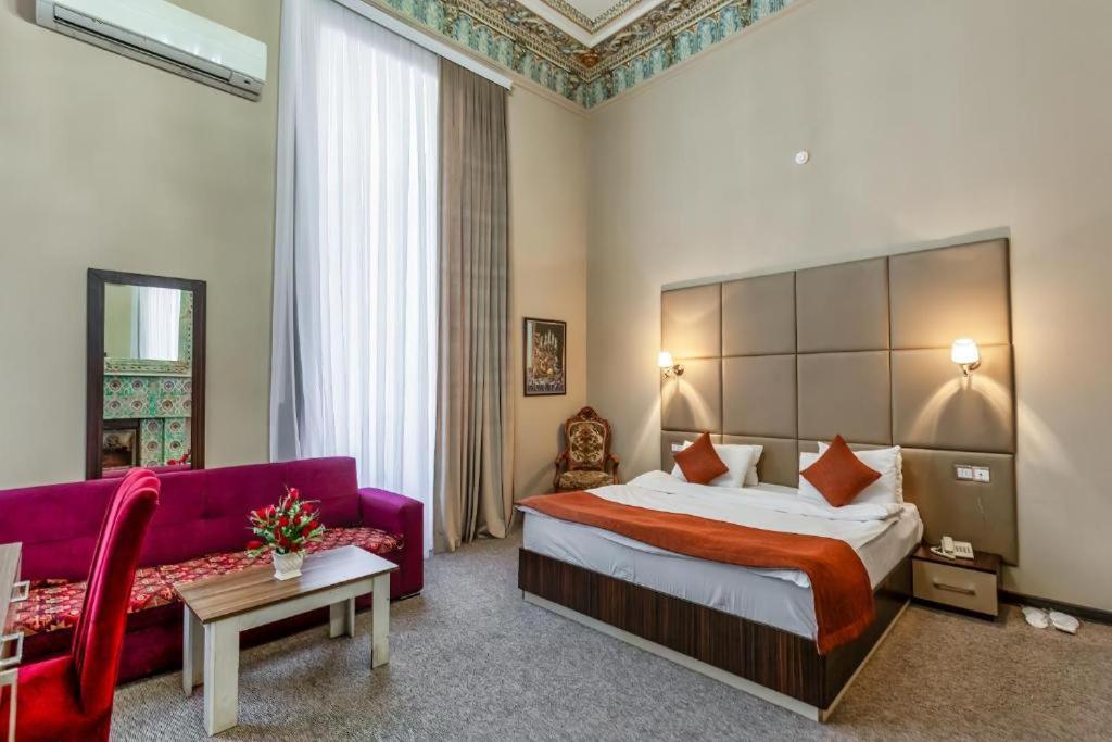 Garden Inn Nizami Hotel Баку Екстериор снимка